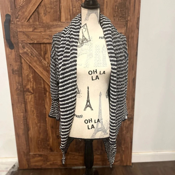 Free people Womens amoudi cocoon black white striped cotton sweater size med EUC - Picture 2 of 7